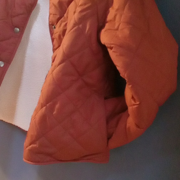 Old Navy fully reversible quilted jacket - Picture 3 of 7